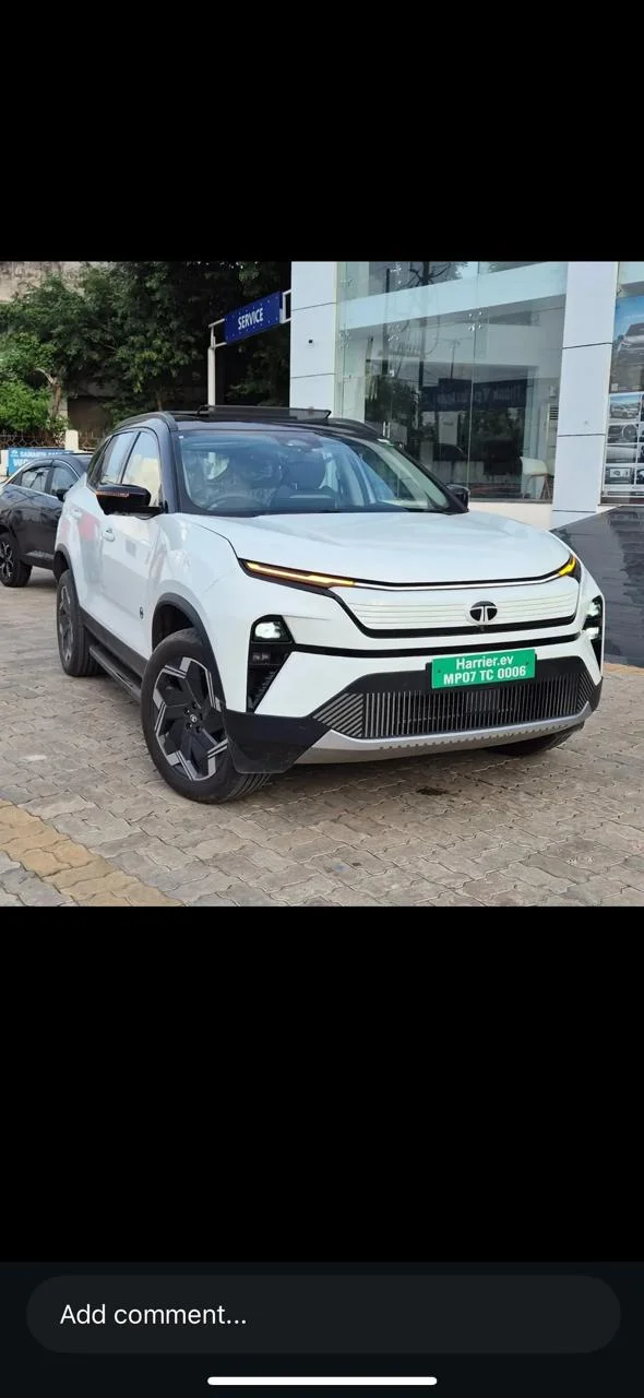 Tata Harrier Ev — car rental in Jaipur, photo 2 of 3